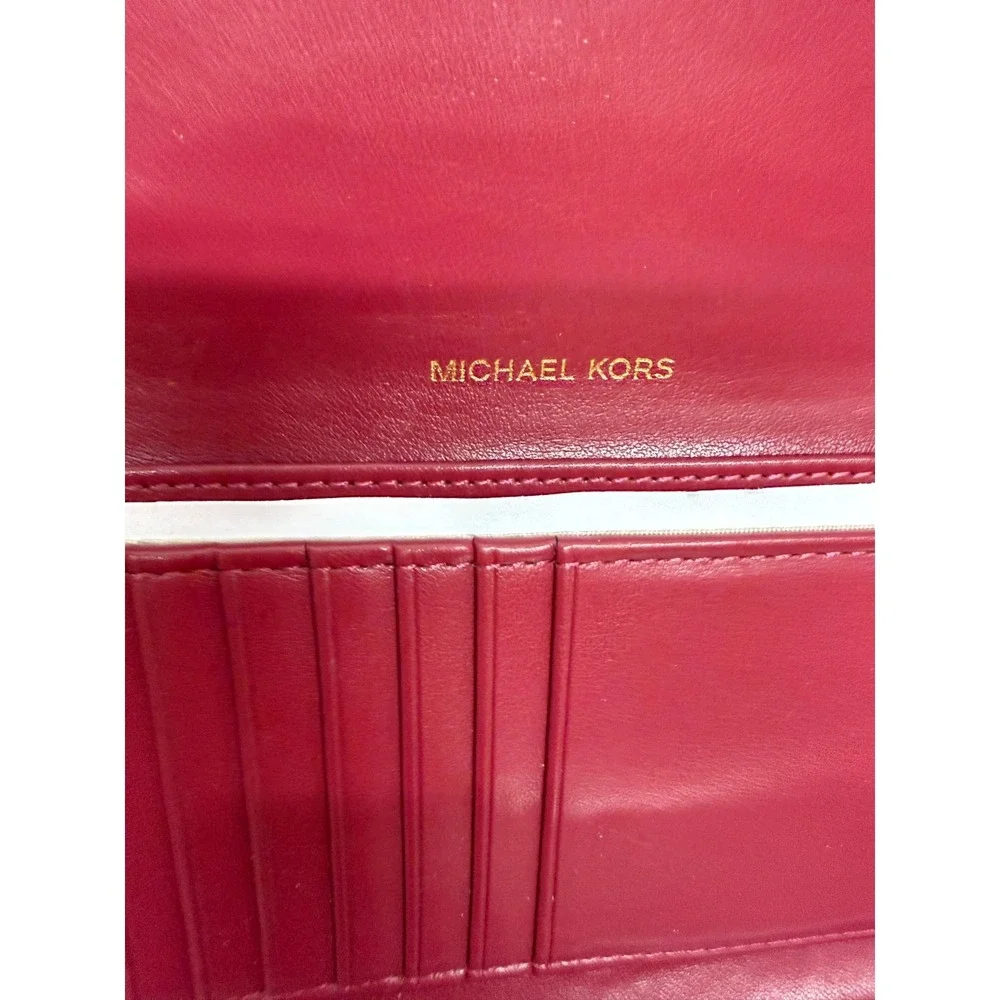 Michael Kors Jet Set MAGENTA PINK PATENT LEATHER CROCO‎ Wallet! Rare 7 x 4